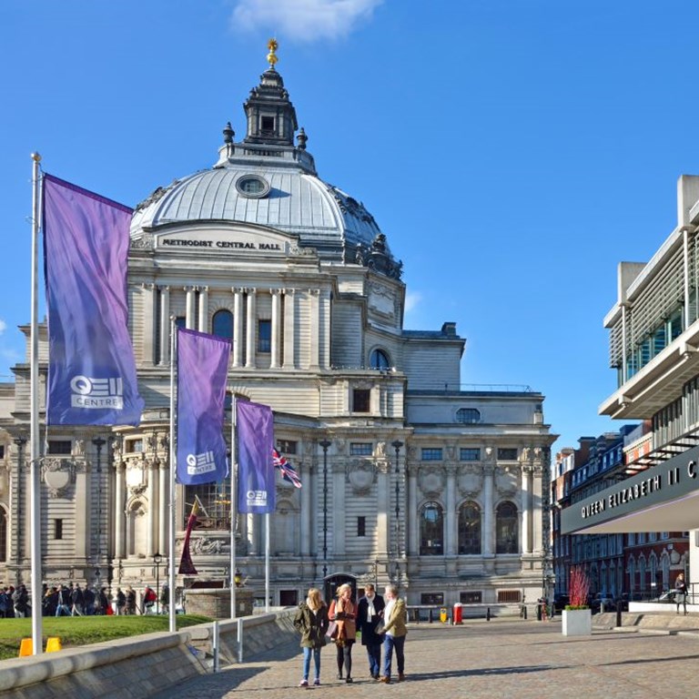 QE2 Centre Flags