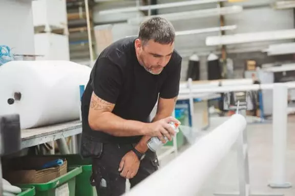 Flagpole Maintenance and Servicing